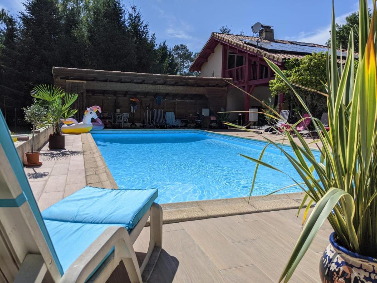 2 Coeurs 2 Landes Apartment Garrosse Exterior photo